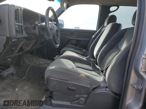 2005 GMC Sierra 1500HD SLT z VIN 1GTGK13U45F891332, wystawiony jako Copart lot #84940244 z przebiegiem 210 469 mil mil oraz Szkody całkowita. Historia ofert i sprzedaży dostępna na DreamBid. Obrazek 7.