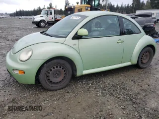 2000 Volkswagen Beetle GLS with VIN 3VWCA21C2YM408214, listed as a Copart auction lot 46713975 with 188,264 mi miles and Clean Title. Bid and sale history available at DreamBid. Image 1.
