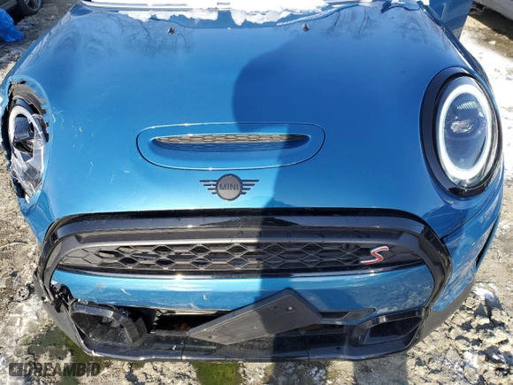 2024 MINI Hardtop 4 Door Cooper S with VIN WMW53DK01R2V22068, listed as a Copart auction lot 87613095 with 9,277 mi miles and Salvage Title. Bid and sale history available at carsss.com. Image 11.