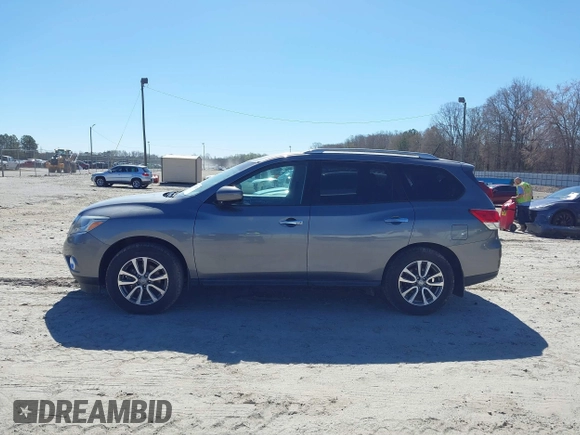 2015 Nissan Pathfinder Platinum with VIN 5N1AR2MM5FC684212, listed as a IAAI auction lot 41832912 with 157,465 mi miles and . Bid and sale history available at DreamBid. Image 14.