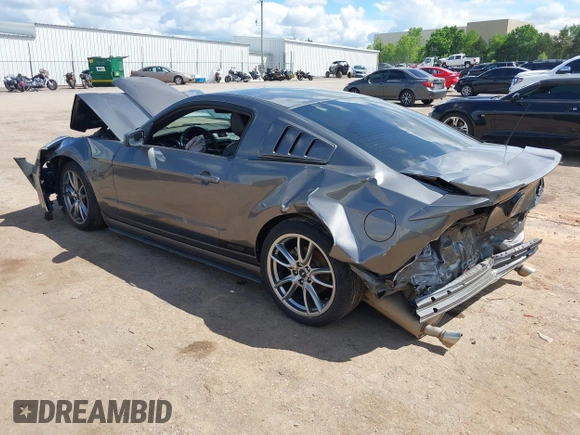 2013 Ford Mustang V6 с VIN 1ZVBP8AM7D5262785, выставлен на аукционе IAAI как лот 42198749 с пробегом 95 513 миль миль и . История ставок и продаж доступна на DreamBid. Изображение 3.