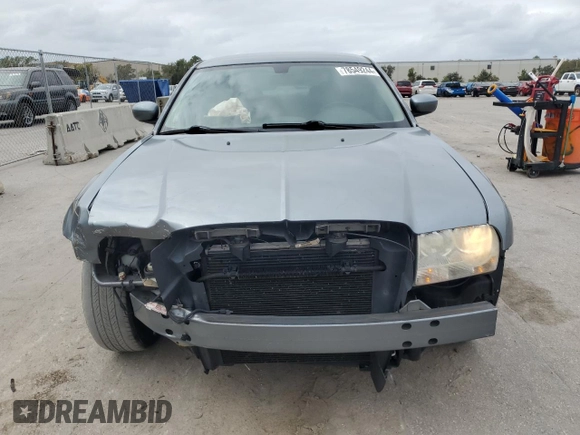 2007 Chrysler 300 Signature with VIN 2C3KA53GX7H629769, listed as a Copart auction lot 78549244 with 156,180 mi miles and Salvage Title. Bid and sale history available at carsss.com. Image 5.