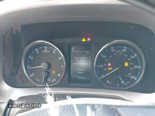 2016 Toyota RAV4 XLE z VIN JTMRFREVXGJ061164, wystawiony jako IAAI lot #42151992 z przebiegiem 135 564 mil mil oraz . Historia ofert i sprzedaży dostępna na DreamBid. Obrazek 7.