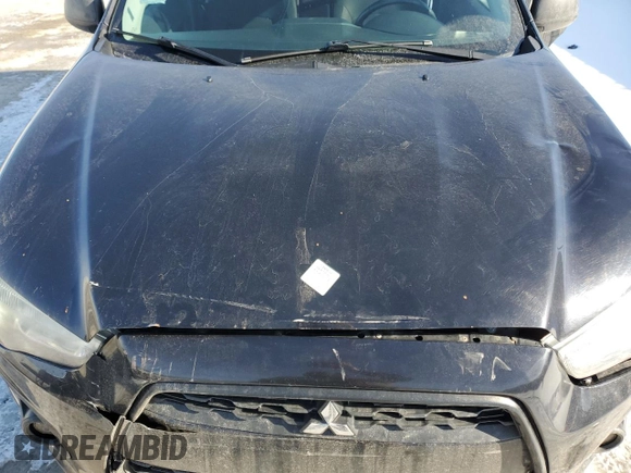2013 Mitsubishi Outlander Sport SE z VIN 4A4AJ3AU3DE603885, wystawiony jako Copart lot #49848305 z przebiegiem 148 140 mil mil oraz Szkoda całkowita • Salvage title. Historia ofert i sprzedaży dostępna na DreamBid. Obrazek 12.