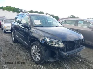 2016 Volkswagen Tiguan R-Line с VIN WVGAV7AX6GW509006, выставлен на аукционе IAAI как лот 42224314 с пробегом 123 924 миль миль и . История ставок и продаж доступна на DreamBid. Изображение 1.