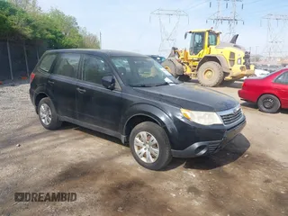 2009 Subaru Forester X с VIN JF2SH61649H747835, выставлен на аукционе IAAI как лот 42119849 с пробегом 122 363 миль миль и . История ставок и продаж доступна на DreamBid. Изображение 1.