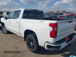 2024 Chevrolet Silverado 1500 RST with VIN 1GCUDEED5RZ182527, listed as a IAAI auction lot 41507061 with 5,169 mi miles. Bid and sale history available at carsss.com. Image 3.