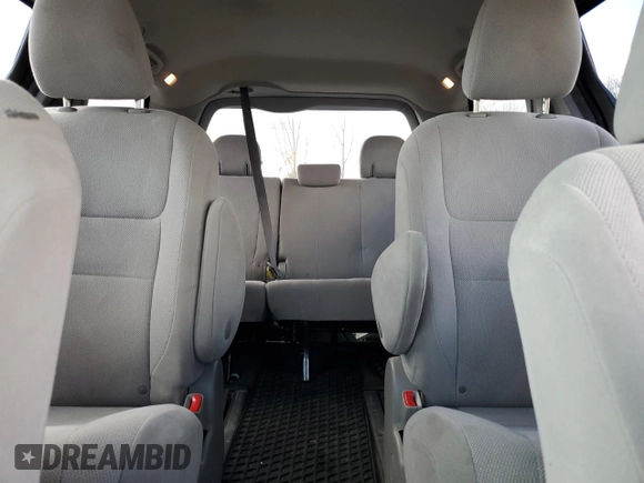 2018 Toyota Sienna L with VIN 5TDZZ3DC1JS907423, listed as a Copart auction lot 78247414 with 138,385 mi miles and Salvage Title. Bid and sale history available at DreamBid. Image 10.