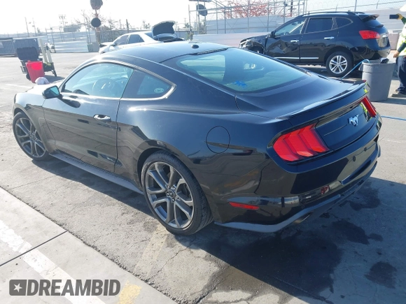 2018 Ford Mustang EcoBoost z VIN 1FA6P8TH4J5104877, wystawiony jako IAAI lot #42188807 z przebiegiem 60 967 mil mil oraz . Historia ofert i sprzedaży dostępna na DreamBid. Obrazek 3.