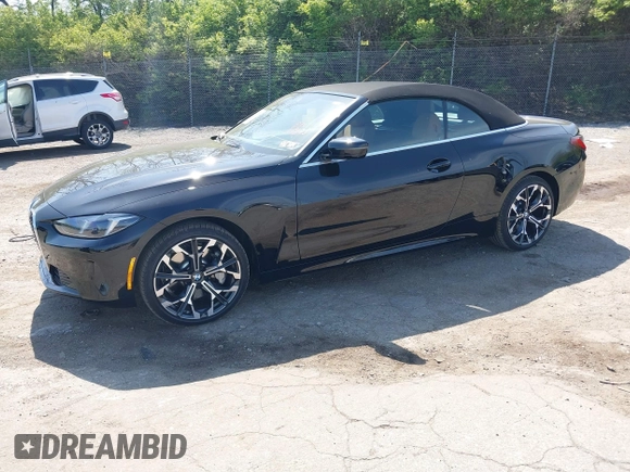 2025 BMW 4 Series 430i xDrive with VIN WBA53DB03SCT98773, listed as a IAAI auction lot 42061005 with 2,985 mi miles and . Bid and sale history available at carsss.com. Image 18.