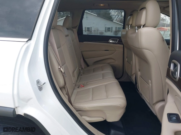 2015 Jeep Grand Cherokee Limited with VIN 1C4RJFBG3FC671803, listed as a IAAI auction lot 41224584 with 110,589 mi miles. Bid and sale history available at carsss.com. Image 8.