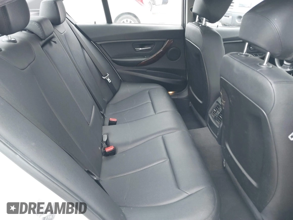2015 BMW 3 Series 320i with VIN WBA3B1G52FNT06107, listed as a IAAI auction lot 41777304 with 85,832 mi miles. Bid and sale history available at carsss.com. Image 8.
