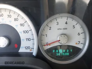 2005 Dodge Durango SLT z VIN 1D4HB48N65F500675, wystawiony jako IAAI lot #42743523 z przebiegiem 301 938 mil mil oraz . Historia ofert i sprzedaży dostępna na DreamBid. Obrazek 7.