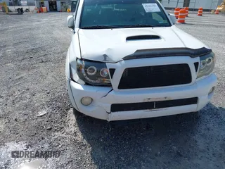 2007 Toyota Tacoma with VIN 5TELU42N37Z379099, listed as a IAAI auction lot 42361286 with 182,614 mi miles and . Bid and sale history available at DreamBid. Image 6.