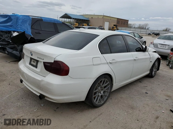 2011 BMW 3 Series 335d z VIN WBAPN7C58BA950567, wystawiony jako Copart lot #51859515 z przebiegiem Nie podano mil oraz Szkoda całkowita • Salvage title. Historia ofert i sprzedaży dostępna na DreamBid. Obrazek 3.