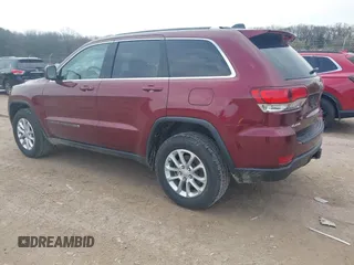 2022 Jeep Grand Cherokee Laredo E z VIN 1C4RJFAG0NC121555, wystawiony jako IAAI lot #42131742 z przebiegiem 35 535 mil mil oraz . Historia ofert i sprzedaży dostępna na DreamBid. Obrazek 3.