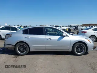 2012 Nissan Altima S z VIN 1N4AL2AP1CC230853, wystawiony jako IAAI lot #42761904 z przebiegiem 225 666 mil mil oraz . Historia ofert i sprzedaży dostępna na DreamBid. Obrazek 14.