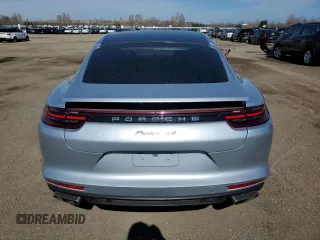 2018 Porsche Panamera z VIN WP0AA2A75JL110423, wystawiony jako Copart lot #48962705 z przebiegiem 118 453 mil mil oraz Czysty tytuł • Clean title. Historia ofert i sprzedaży dostępna na DreamBid. Obrazek 6.