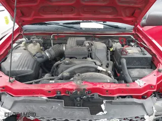 2005 Chevrolet Colorado 1SE LS Z71 with VIN 1GCDS136858136905, listed as a IAAI auction lot 41426716 with 335,182 mi miles. Bid and sale history available at carsss.com. Image 10.