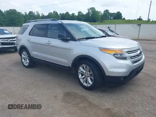2013 Ford Explorer XLT z VIN 1FM5K7D85DGB51224, wystawiony jako IAAI lot #42151808 z przebiegiem 84 403 mil mil oraz . Historia ofert i sprzedaży dostępna na DreamBid. Obrazek 1.