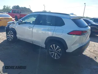 2023 Toyota Corolla Cross XLE с VIN 7MUDAAAG7PV037902, выставлен на аукционе IAAI как лот 42184134 с пробегом 17 643 миль миль и . История ставок и продаж доступна на DreamBid. Изображение 3.