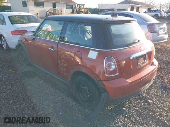 2012 MINI Hardtop with VIN WMWSU3C56CT367152, listed as a IAAI auction lot 41975768 with Not Provided miles and . Bid and sale history available at DreamBid. Image 3.