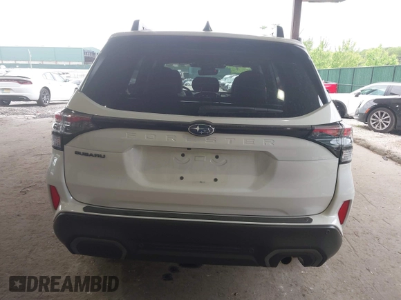 2025 Subaru Forester Limited with VIN JF2SLDRC5SH542155, listed as a IAAI auction lot 42285852 with 4,719 mi miles and . Bid and sale history available at DreamBid. Image 16.