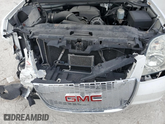 2014 GMC Yukon XL SLT with VIN 1GKS1KE04ER164286, listed as a Copart auction lot 88356835 with 126,415 mi miles and Salvage Title. Bid and sale history available at carsss.com. Image 14.