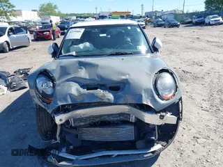 2018 MINI Hardtop Cooper S with VIN WMWXP7C51J2A47022, listed as a IAAI auction lot 42199086 with 70,065 mi miles and . Bid and sale history available at DreamBid. Image 13.