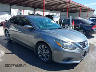 2018 Nissan Altima 2.5 SR with VIN 1N4AL3AP7JC475451, listed as a IAAI auction lot 41814760 with 38,440 mi miles. Bid and sale history available at carsss.com. Image 1.