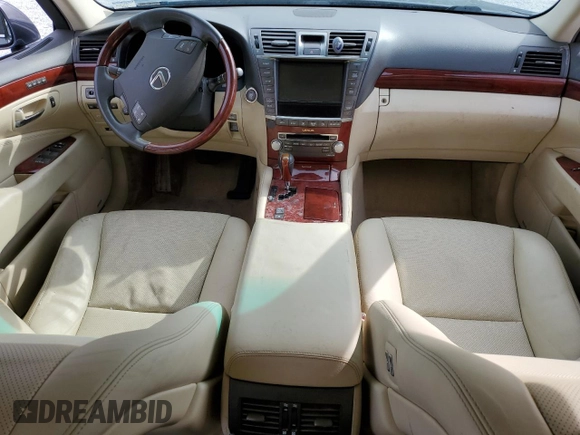 2012 Lexus LS 460 z VIN JTHBL5EF8C5113159, wystawiony jako Copart lot #54096705 z przebiegiem 128 923 mil mil oraz Szkody całkowita. Historia ofert i sprzedaży dostępna na DreamBid. Obrazek 8.