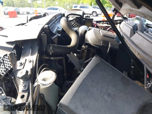 2013 Chevrolet Tahoe Commercial with VIN 1GNLC2E00DR265941, listed as a IAAI auction lot 42289977 with 206,840 mi miles and . Bid and sale history available at DreamBid. Image 17.