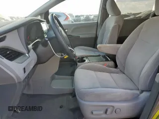 2017 Toyota Sienna LE Auto Access Seat with VIN 5TDKZ3DC5HS885101, listed as a Copart auction lot 59471975 with 117,696 mi miles and Salvage title. Bid and sale history available at DreamBid. Image 7.