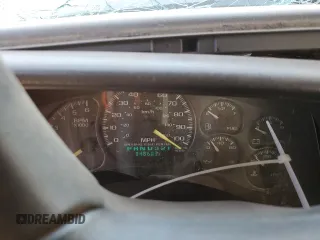2000 Chevrolet Silverado 1500 with VIN 2GCEC19W1Y1396790, listed as a Copart auction lot 73387324 with 348,603 mi miles and Salvage Title. Bid and sale history available at DreamBid. Image 9.