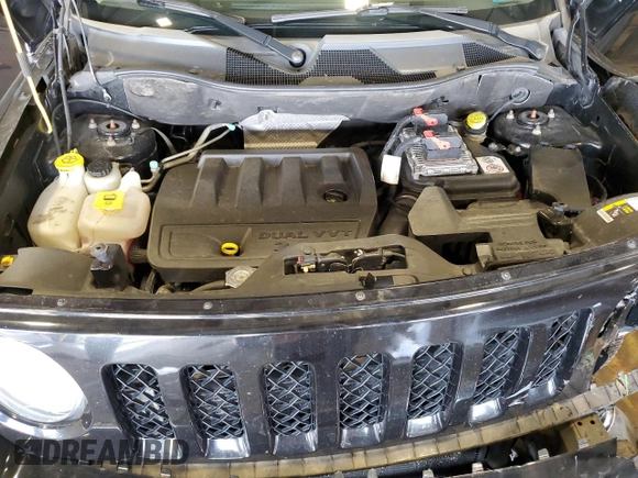 2016 Jeep Patriot Latitude with VIN 1C4NJRFB3GD719472, listed as a Copart auction lot 63571245 with 175,900 mi miles and Salvage title. Bid and sale history available at DreamBid. Image 12.