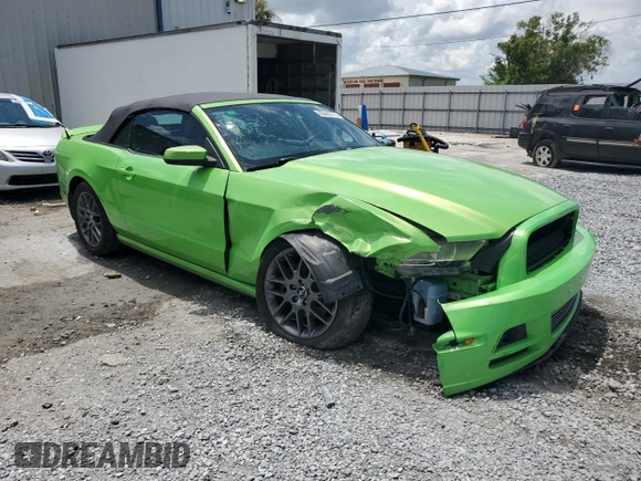 2013 Ford Mustang V6 с VIN 1ZVBP8EM3D5228384, выставлен на аукционе Copart как лот 60440115 с пробегом 142 124 миль миль и Списание • Salvage title. История ставок и продаж доступна на DreamBid. Изображение 4.