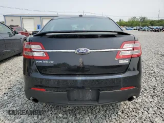 2016 Ford Taurus SHO z VIN 1FAHP2KT4GG118397, wystawiony jako Copart lot #59911415 z przebiegiem 136 530 mil mil oraz Czysty tytuł • Clean title. Historia ofert i sprzedaży dostępna na DreamBid. Obrazek 6.