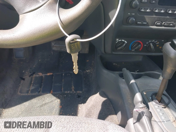2001 Chevrolet Cavalier with VIN 1G1JC524017101856, listed as a IAAI auction lot 42709532 with 89,699 mi miles and . Bid and sale history available at DreamBid. Image 11.
