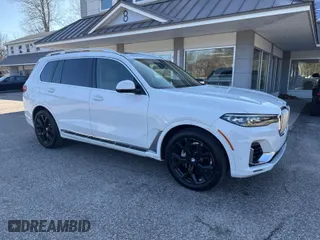 2020 BMW X7 xDrive40i with VIN 5UXCW2C07L9A00176, listed as a IAAI auction lot 41947814 with 216,464 mi miles. Bid and sale history available at carsss.com. Image 1.