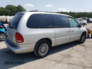 2000 Chrysler Town & Country LXi with VIN 1C4GP54L2YB534385, listed as a Copart auction lot 69637894 with 166,632 mi miles and Salvage Title. Bid and sale history available at carsss.com. Image 3.
