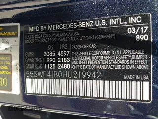 2017 Mercedes-Benz C 300 z VIN 55SWF4JB0HU219942, wystawiony jako IAAI lot #42227791 z przebiegiem 42 498 mil mil oraz . Historia ofert i sprzedaży dostępna na DreamBid. Obrazek 9.