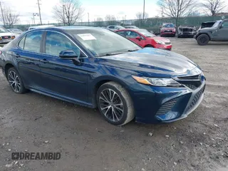 2018 Toyota Camry LE with VIN 4T1B11HK2JU598860, listed as a IAAI auction lot 41493633 with 74,480 mi miles. Bid and sale history available at carsss.com. Image 1.