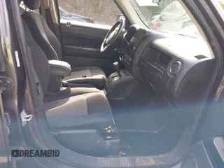 2014 Jeep Patriot Sport with VIN 1C4NJRBB7ED717386, listed as a IAAI auction lot 42543071 with 176,852 mi miles and . Bid and sale history available at DreamBid. Image 5.