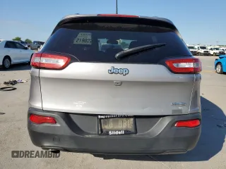 2018 Jeep Cherokee Latitude Plus with VIN 1C4PJLLBXJD538662, listed as a Copart auction lot 55590635 with 83,546 mi miles and Salvage title. Bid and sale history available at DreamBid. Image 6.