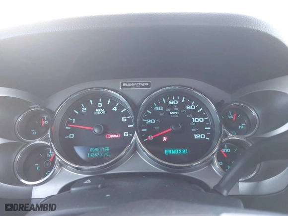 2008 Chevrolet Silverado 1500 LT w/1LT with VIN 1GCEK19J28Z330179, listed as a IAAI auction lot 41053805 with 143,670 mi miles. Bid and sale history available at carsss.com. Image 7.
