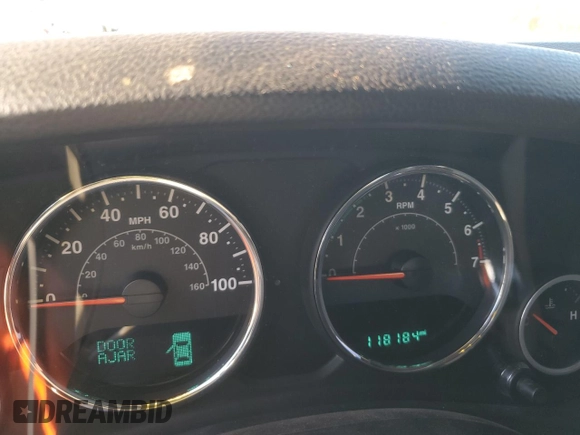 2015 Jeep Wrangler Unlimited Sahara с VIN 1C4BJWEG5FL586751, выставлен на аукционе Copart как лот 84089374 с пробегом 118 184 миль миль и Списание • Salvage title. История ставок и продаж доступна на DreamBid. Изображение 9.