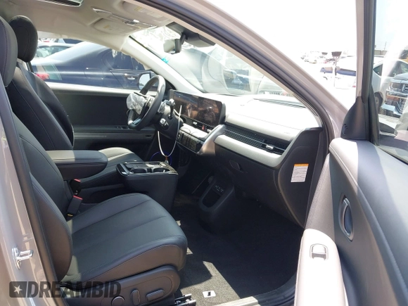 2025 Hyundai Ioniq 5 z VIN 7YAKR4DA0SY007083, wystawiony jako IAAI lot #42359027 z przebiegiem 4 122 mil mil oraz . Historia ofert i sprzedaży dostępna na DreamBid. Obrazek 5.