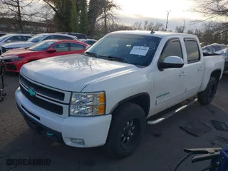 2013 Chevrolet Silverado 1500 LTZ with VIN 3GCPKTE76DG325060, listed as a IAAI auction lot 41383660 with 157,572 mi miles. Bid and sale history available at carsss.com. Image 17.