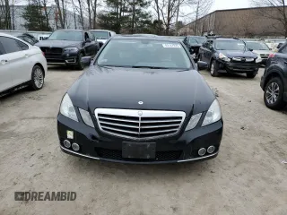 2010 Mercedes-Benz E 350 Luxury z VIN WDDHF8HB1AA257207, wystawiony jako Copart lot #56687035 z przebiegiem 138 020 mil mil oraz Nie do naprawy • Non repairable. Historia ofert i sprzedaży dostępna na DreamBid. Obrazek 5.