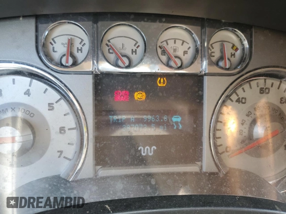 2010 Ford F-150 XL с VIN 1FTFW1EV1AKB84549, выставлен на аукционе Copart как лот 60336585 с пробегом 387 073 миль миль и Чистый • Clean title. История ставок и продаж доступна на DreamBid. Изображение 9.